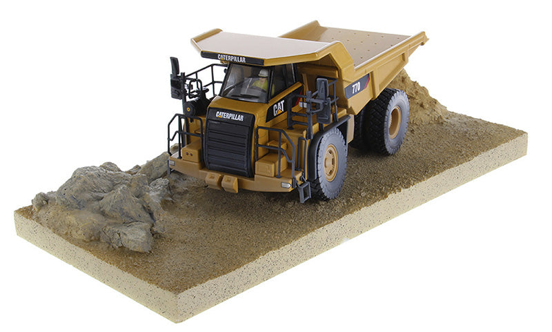 Diecast cat outlet equipment