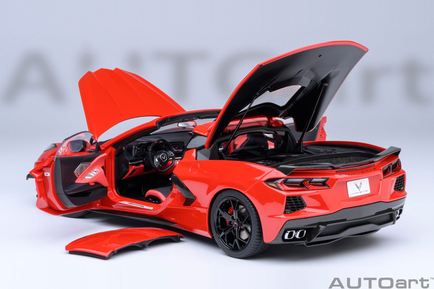 AutoArt-Chevrolet-Corvette-C8-Stingray-Z51-diecast-rouge-1-18-avec-intérieur-et-moteur-détaillés-portes-ouvertes