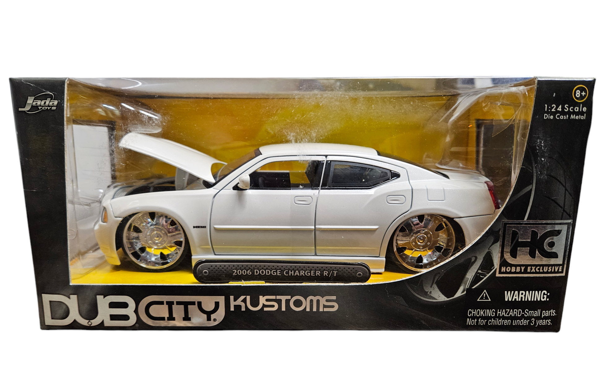 2006 dodge charger R/T,White, (Échelle-Scale 1:24)