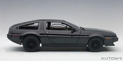 DELOREAN DMC-12