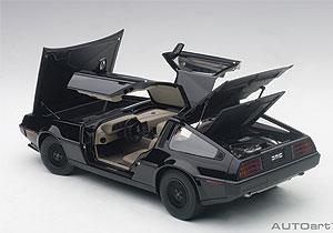 DELOREAN DMC-12