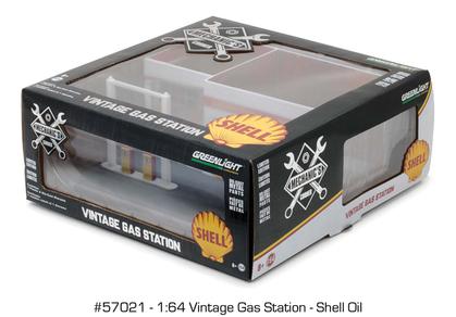 &quot;Shell Oil&quot; Vintage Gas Station Diorama - Mechanic&