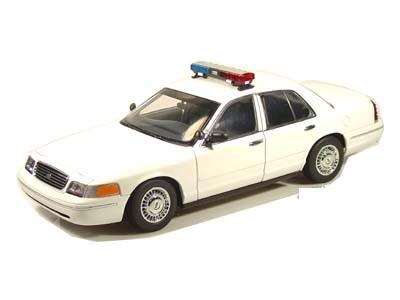 Ford Crown Victoria Plain White &quot;Police&quot; AutoArt