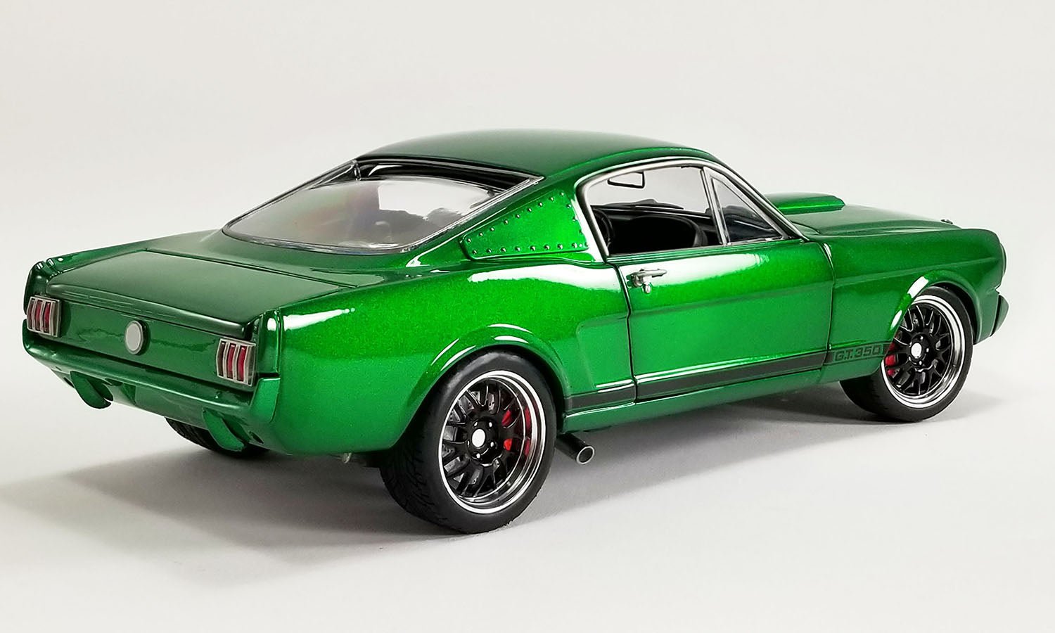 Ford Shelby GT-350R 1965 &quot;Street Fighter - Green Hornet&quot;