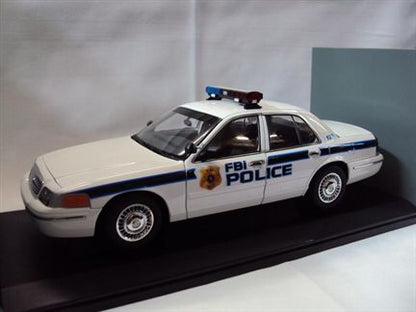 Ford Crown Victoria &quot;FBI Police&quot;